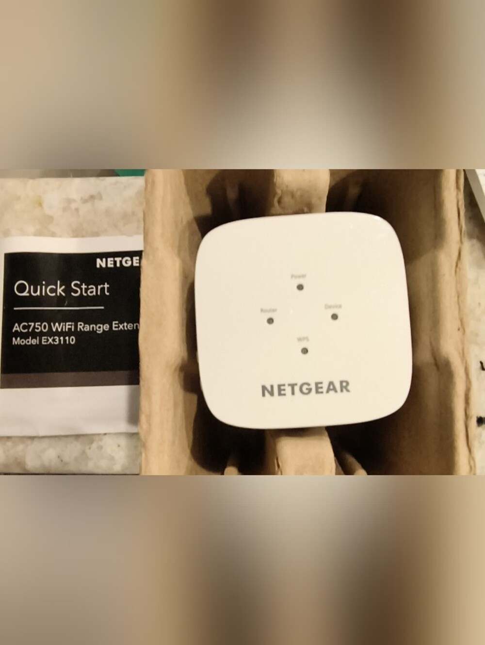 NETGEAR WiFi Range Extender - Picture 5 of 8